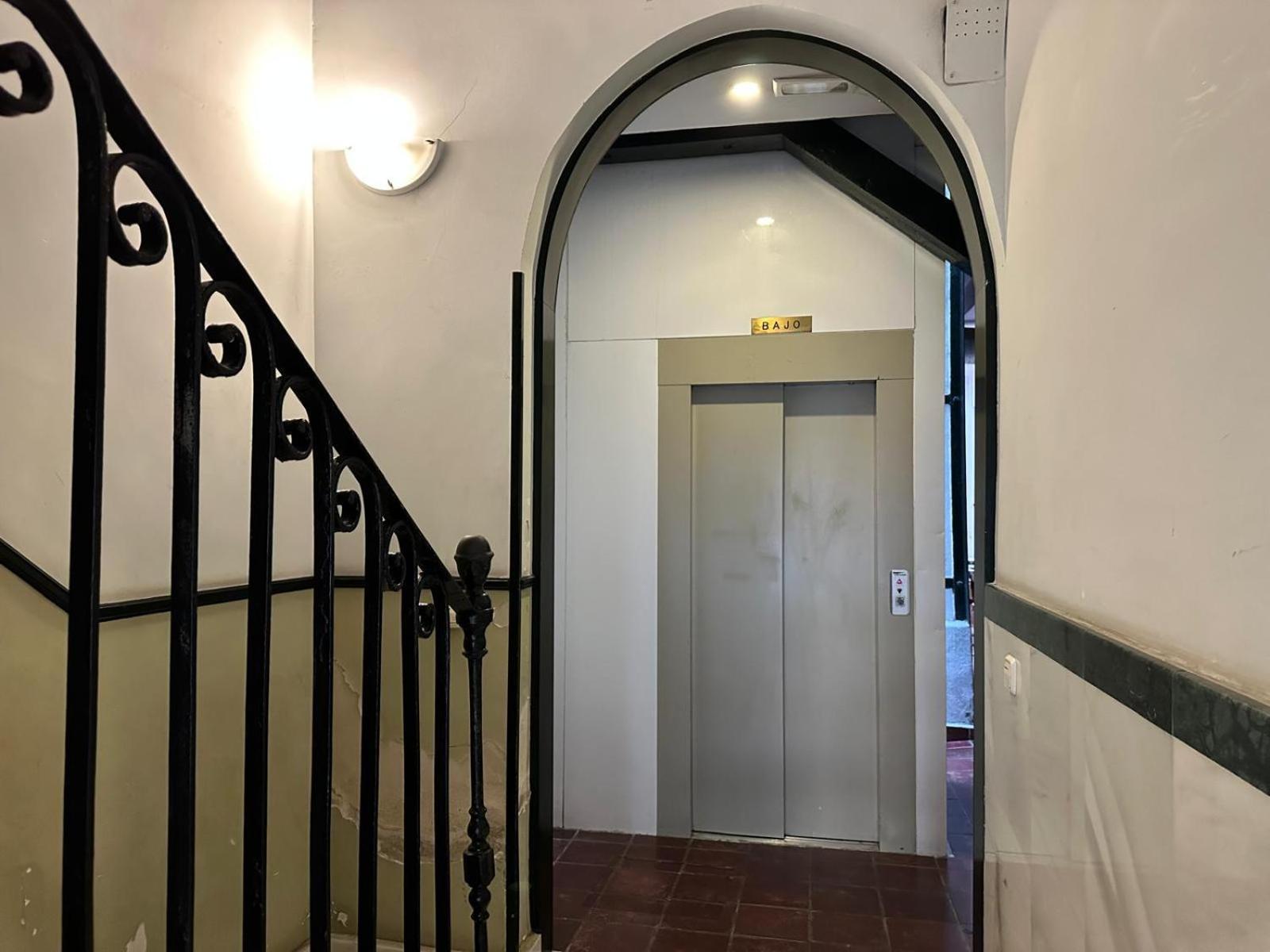 Appartamento Centrico Y Tranquilo Madrid Esterno foto