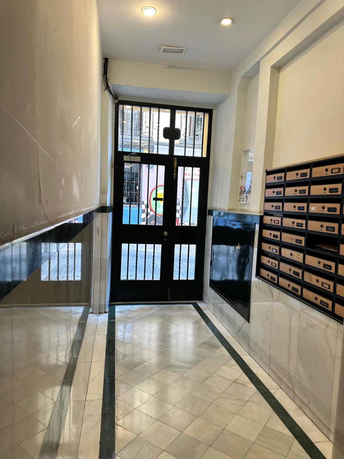 Appartamento Centrico Y Tranquilo Madrid Esterno foto